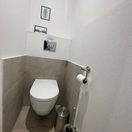 L'escale Niortaise - Centre-ville - 10mn Gare - Wifi - Netflix ニオール