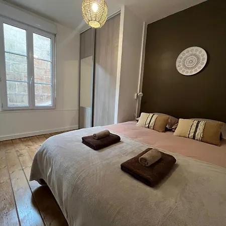 شقة L'escale Niortaise - Centre-ville - 10mn Gare - Wifi - Netflix *
