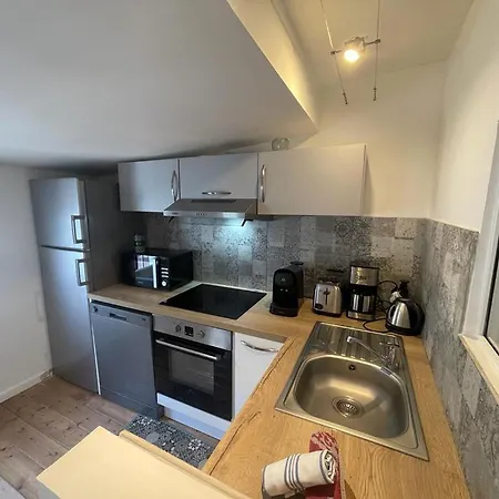 L'escale Niortaise - Centre-ville - 10mn Gare - Wifi - Netflix شقة نيورْ