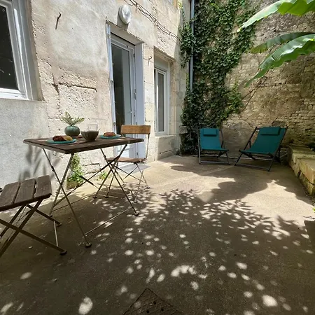 アパート L'escale Niortaise - Centre-ville - 10mn Gare - Wifi - Netflix