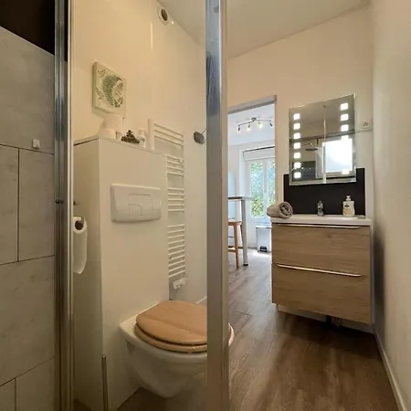 L'escale Niortaise - Centre-ville - 10mn Gare - Wifi - Netflix * نيورْ