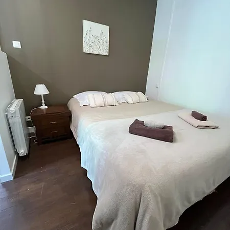 L'escale Niortaise - Centre-ville - 10mn Gare - Wifi - Netflix * نيورْ