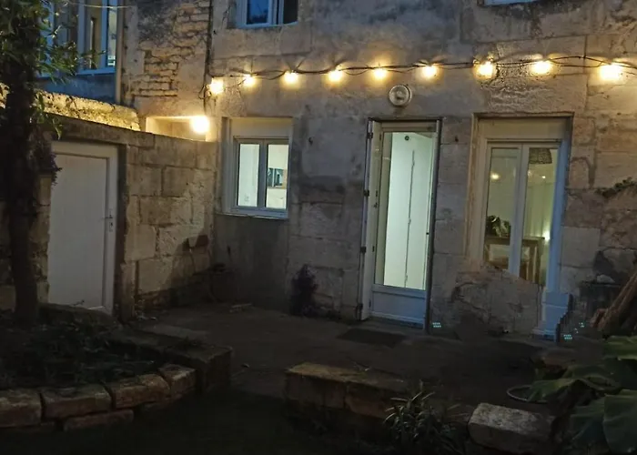 Apartment L'escale Niortaise - Centre-ville - 10mn Gare - Wifi - Netflix