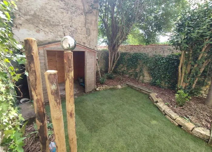 Apartment L'escale Niortaise - Centre-ville - 10mn Gare - Wifi - Netflix Niort