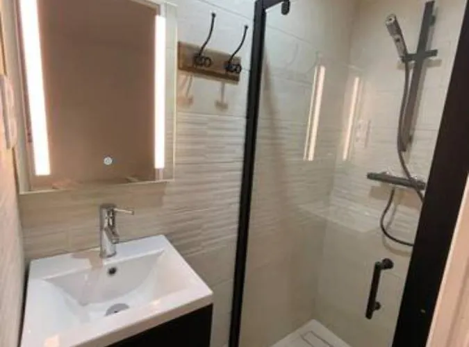 L'escale Niortaise - Centre-ville - 10mn Gare - Wifi - Netflix