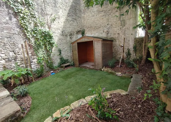 L'escale Niortaise - Centre-ville - 10mn Gare - Wifi - Netflix *